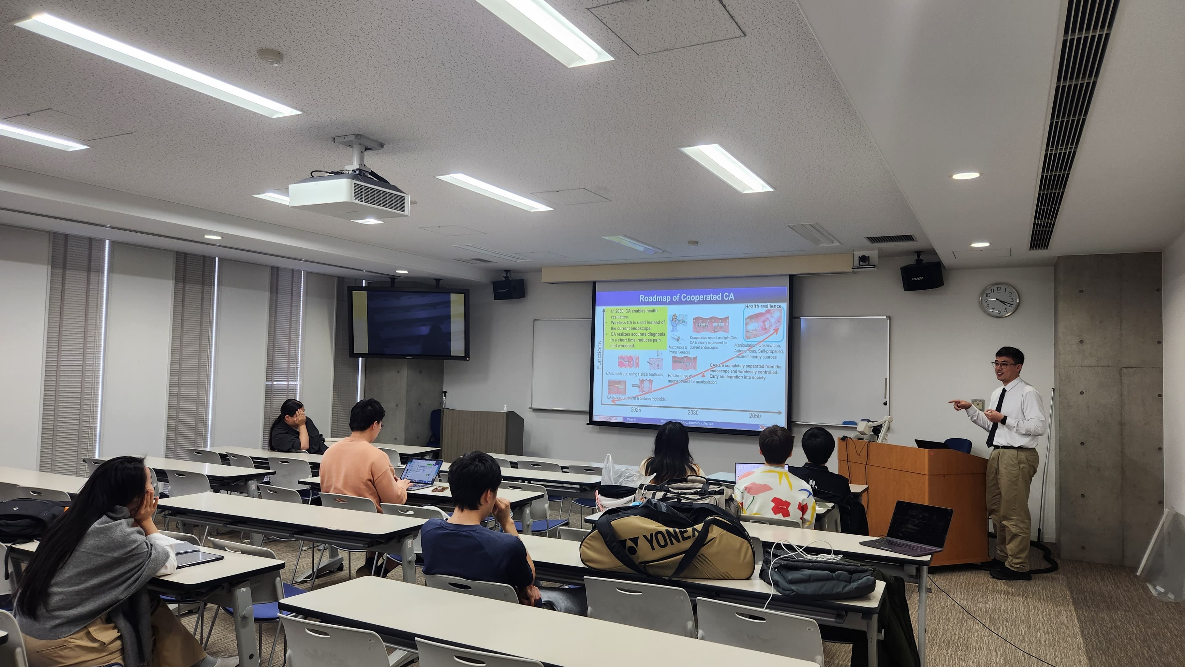 東京大学での分野融合研究交流会の様子